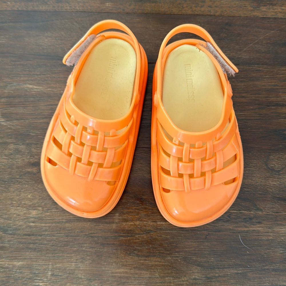 Toddler jelly shoes. Excellent condition. Never been worn.